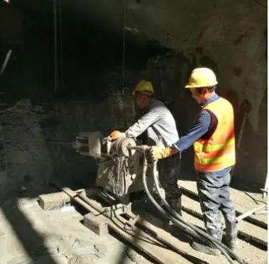 玛纳斯水下抗分散灌浆料特点 水下不分散注浆料介绍