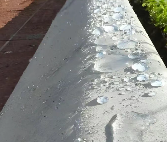 玛纳斯硅烷浸渍涂料在混凝土保护中的应用